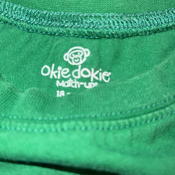 Bundle long sleeve tees size 18 months - Picture 3 of 10